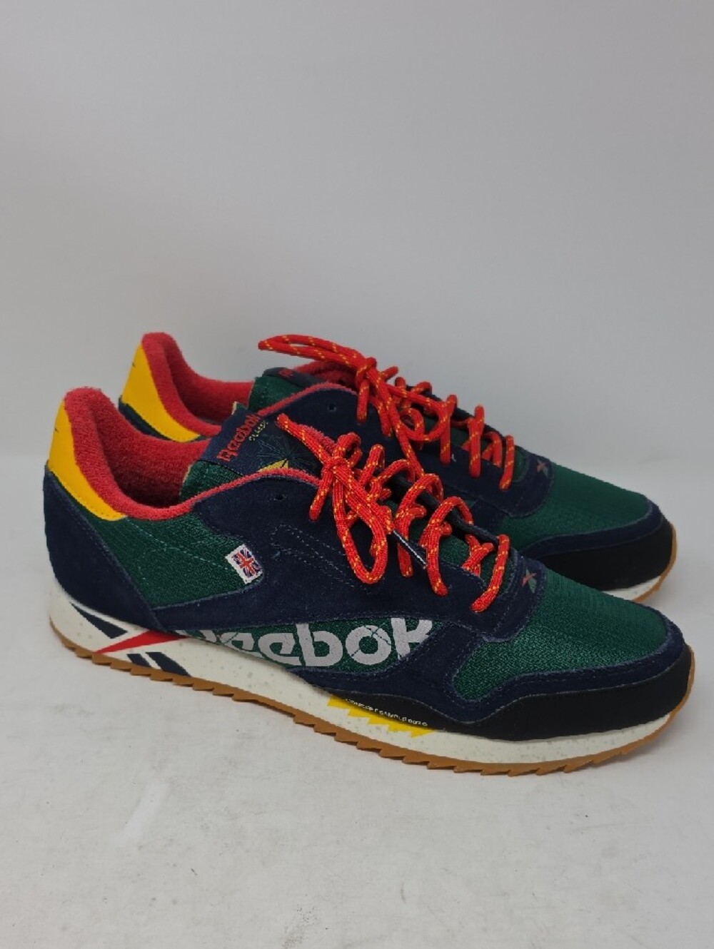 Reebok Multicolor Green Navy Retro Trainer with Red Laces Size 12 - Picture 3 of 7